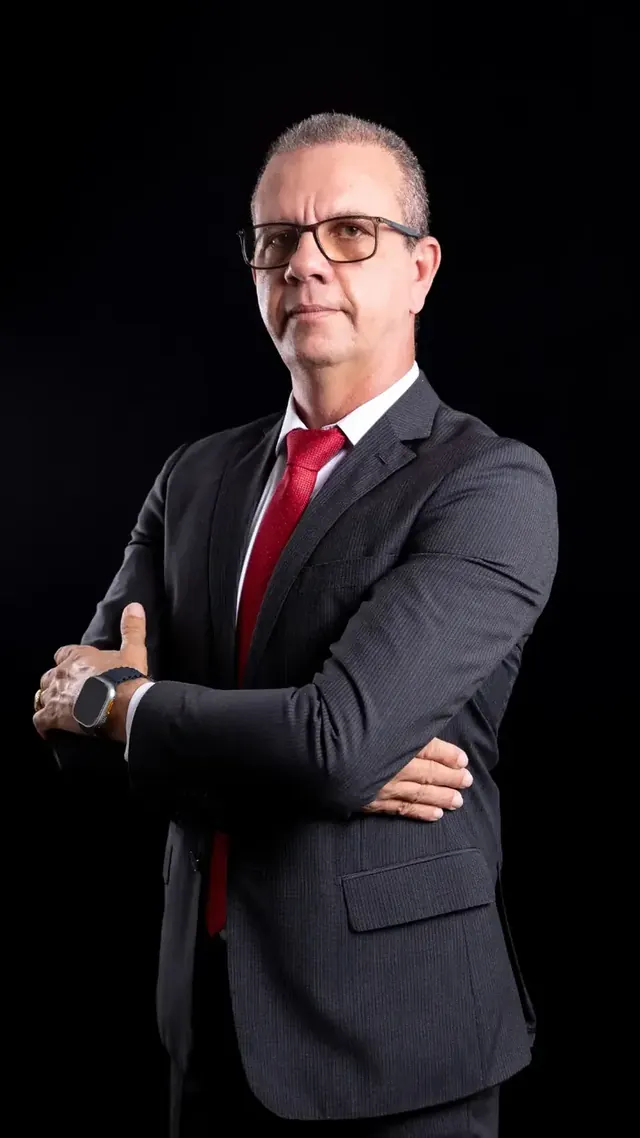 Prof. Éderson Félix